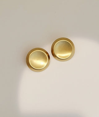 Contour Circular Stud